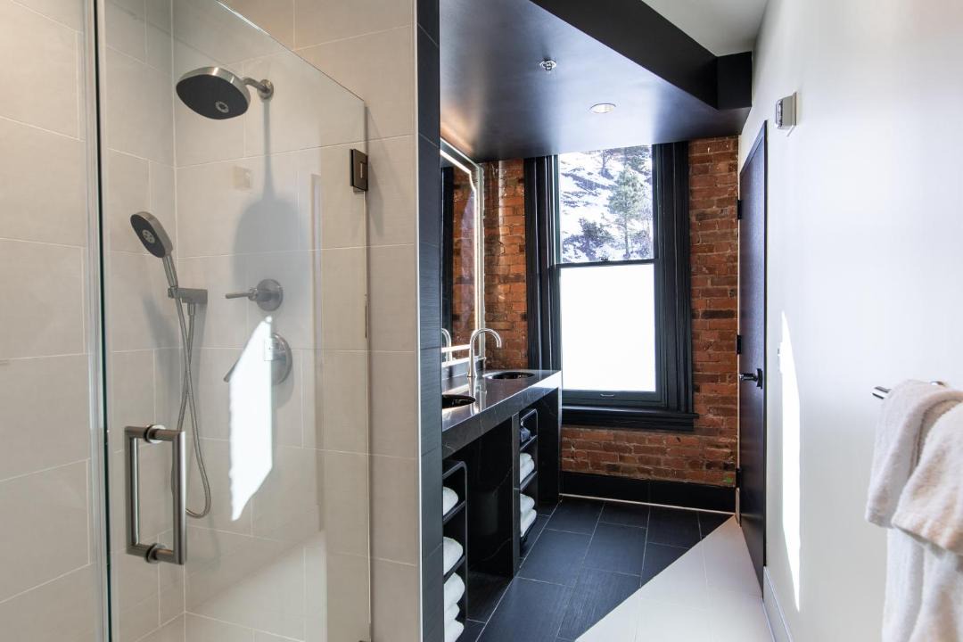 Photo of Bathroom in Deadwood