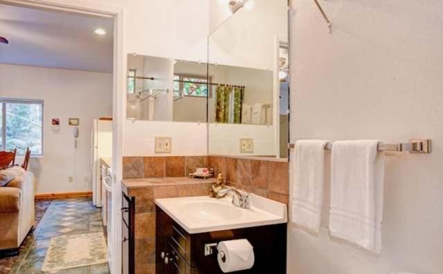 Photo of Bathroom in Yosemite West