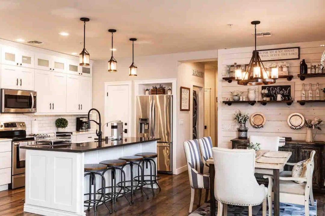Photo of Kitchen in South Mountain