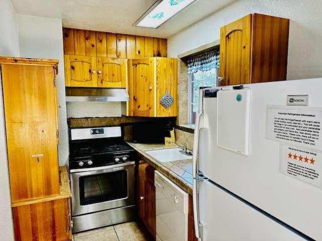 Photo of Kitchen in Yosemite West