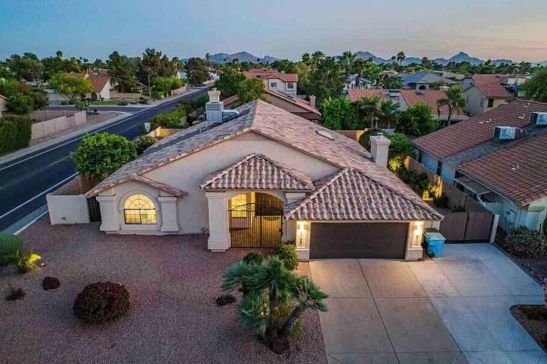 Photo of Others in Paradise Valley Village