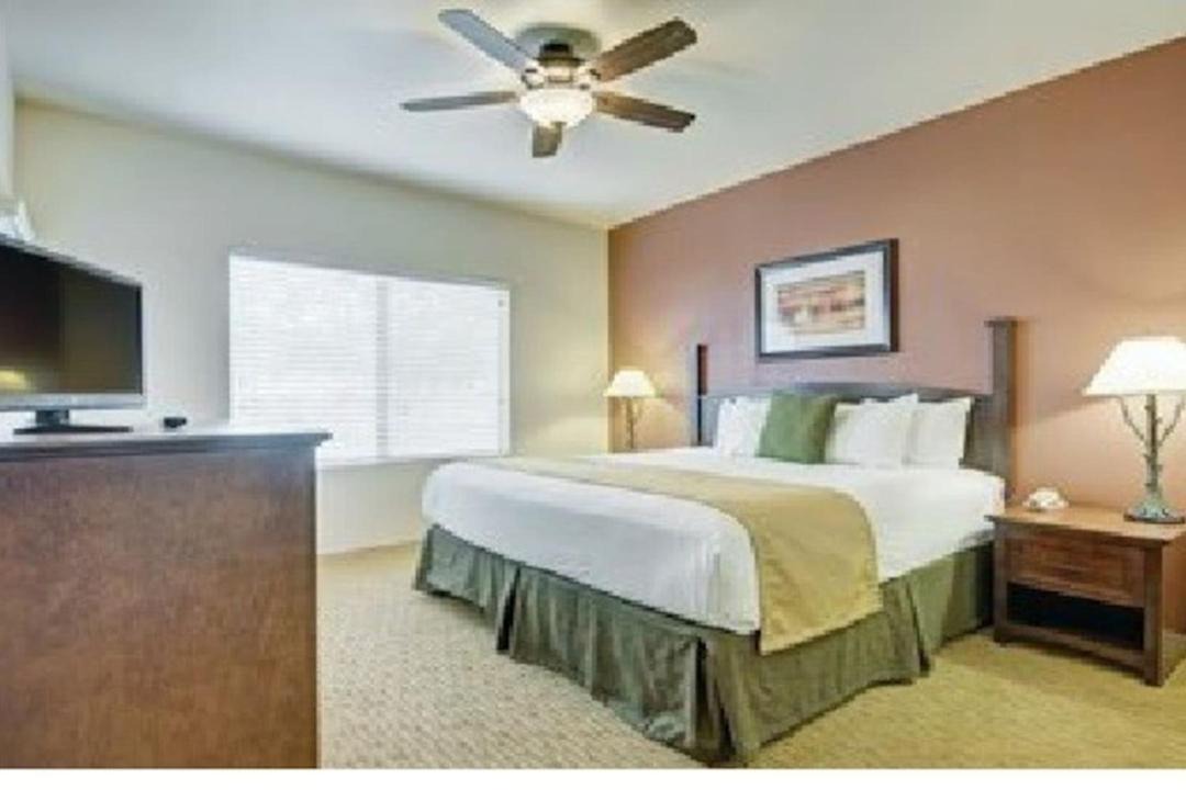 Photo of Bedroom in Ahwatukee Foothills