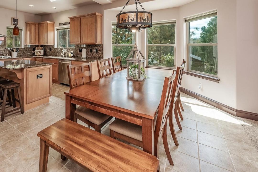 Photo of Kitchen in Shaver Lake