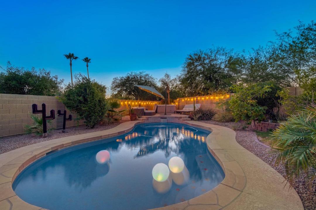 Photo of Others in Superstition Springs