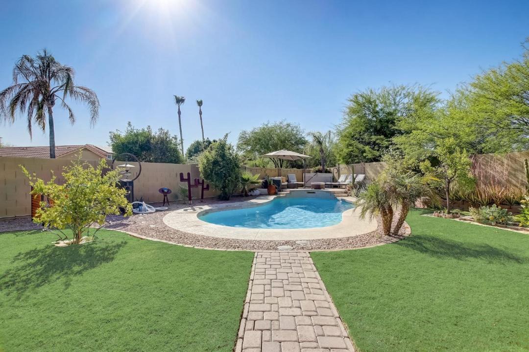 Photo of Others in Superstition Springs