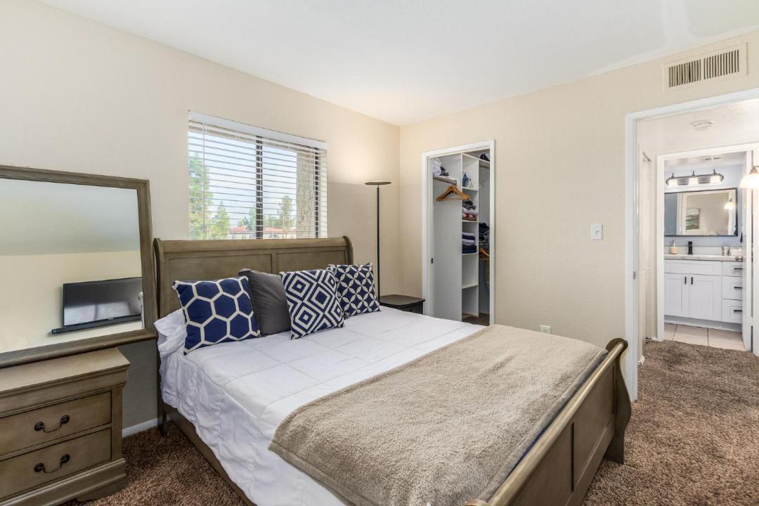 Photo of Bedroom in Marble