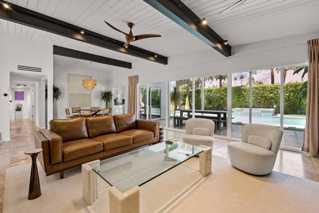 Photo of Livingroom in Palm Springs