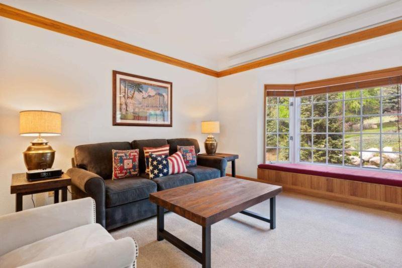 Photo of Livingroom in Beaver Creek