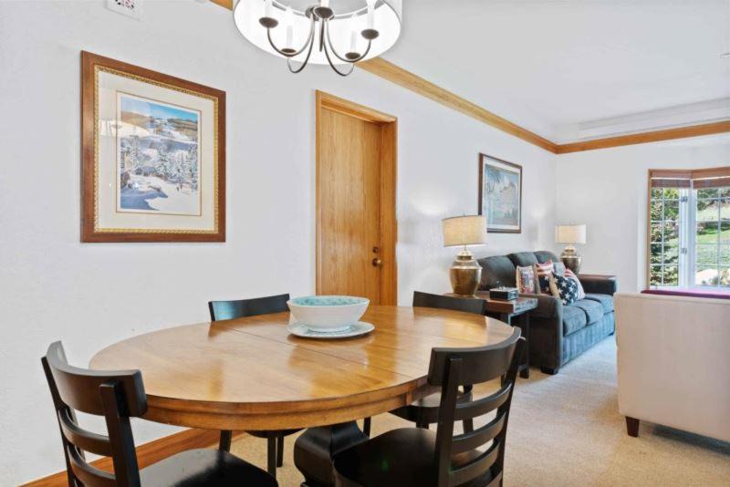 Photo of Livingroom in Beaver Creek