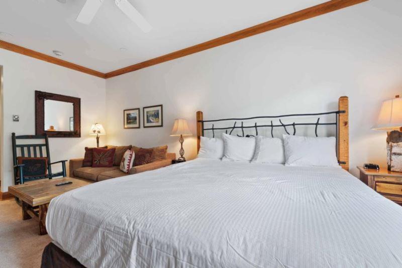 Photo of Bedroom in Beaver Creek