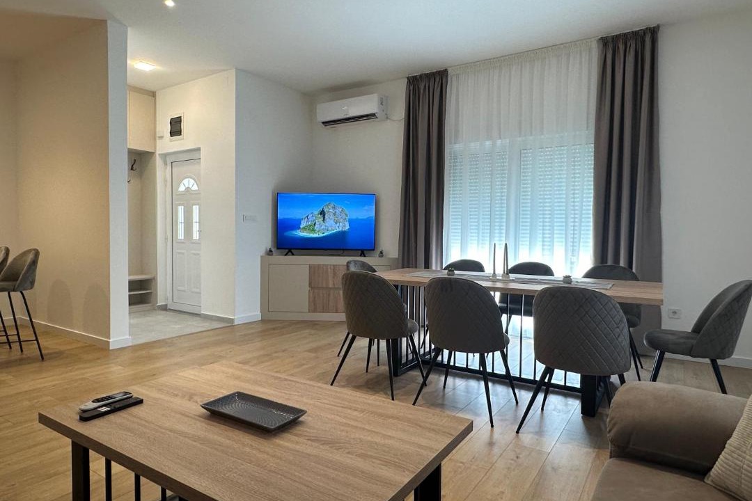 Photo of Livingroom in Tuzi
