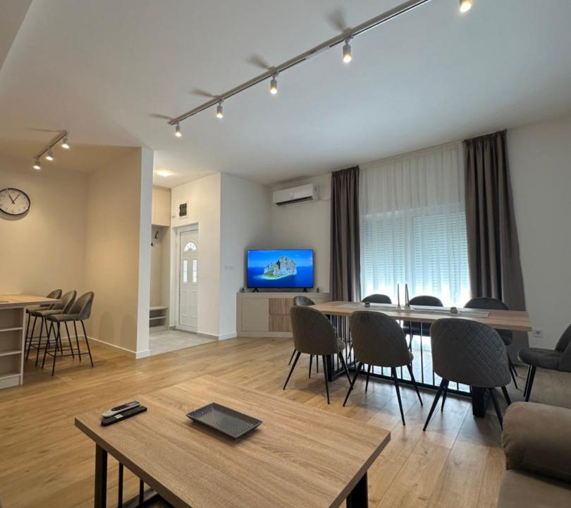 Photo of Livingroom in Tuzi
