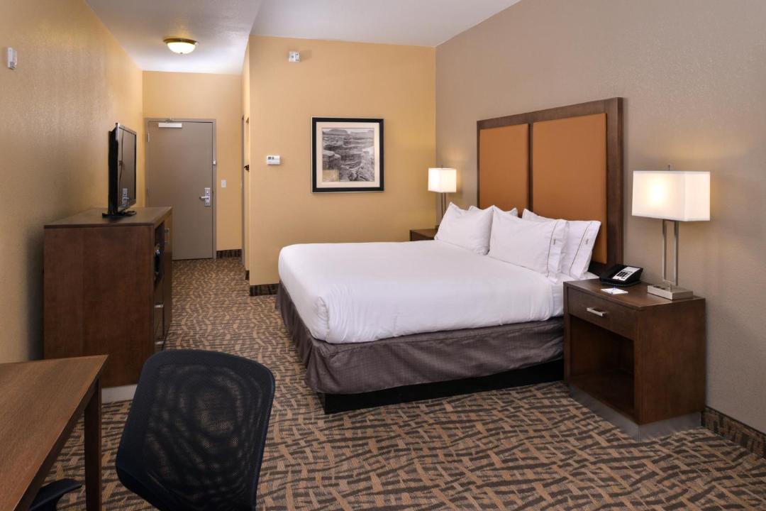 Photo of Bedroom in Page