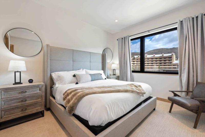 Photo of Bedroom in Avon