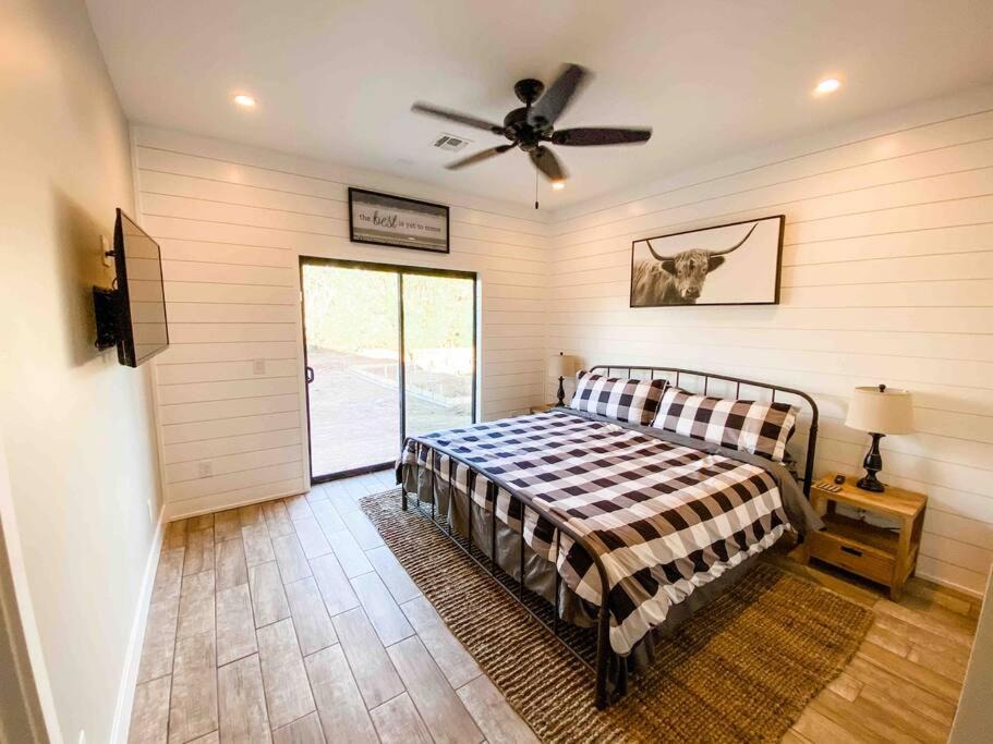 Photo of Bedroom in Camelback East