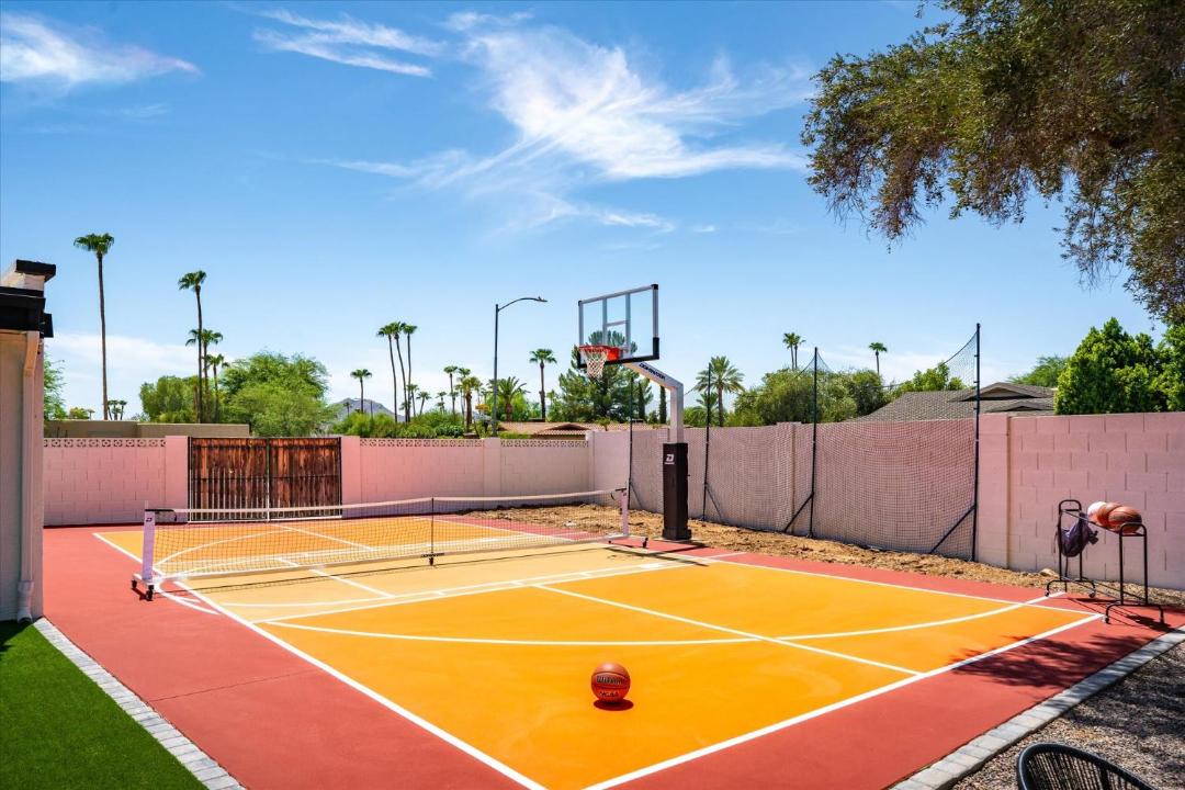 Photo of Others in Paradise Valley Village