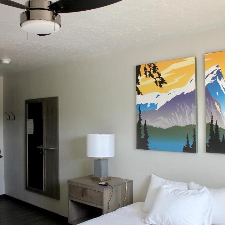 Photo of Bedroom in Cascade