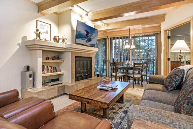 Photo of Livingroom in Vail
