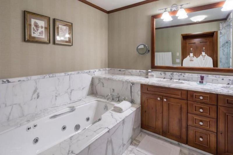 Photo of Bathroom in Aspen