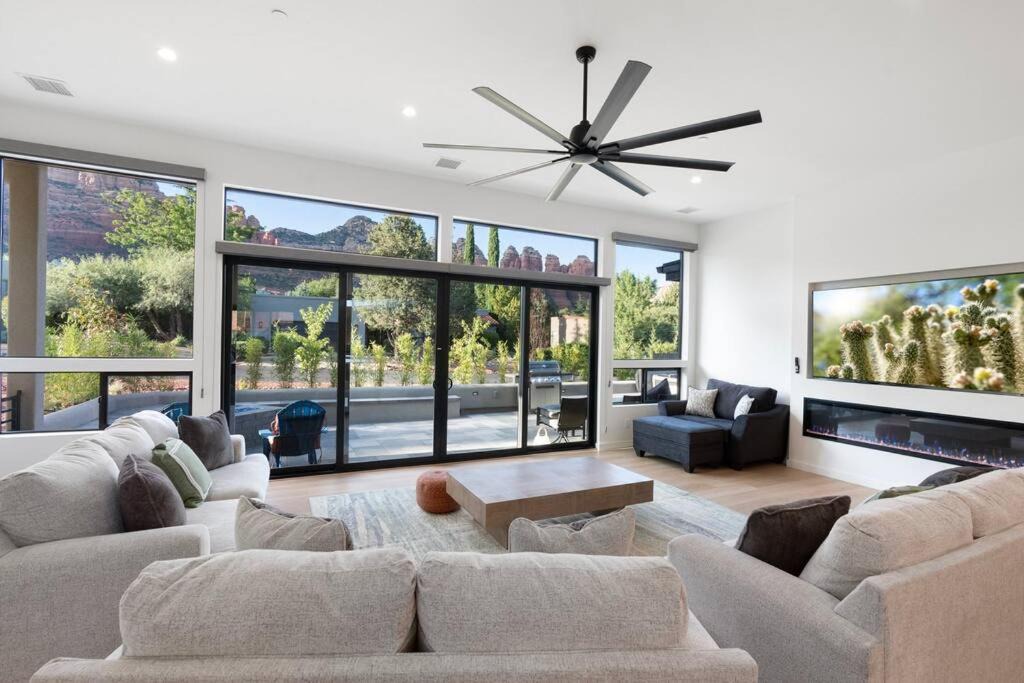Photo of Livingroom in West Sedona