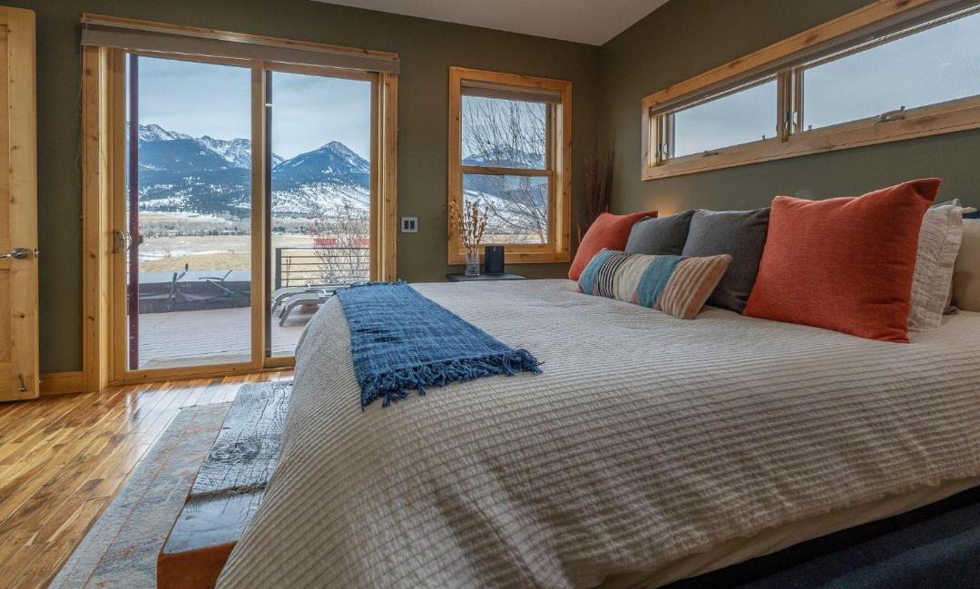 Photo of Bedroom in Livingston