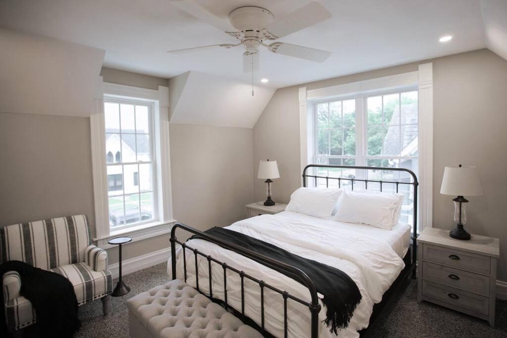 Photo of Bedroom in Maquoketa