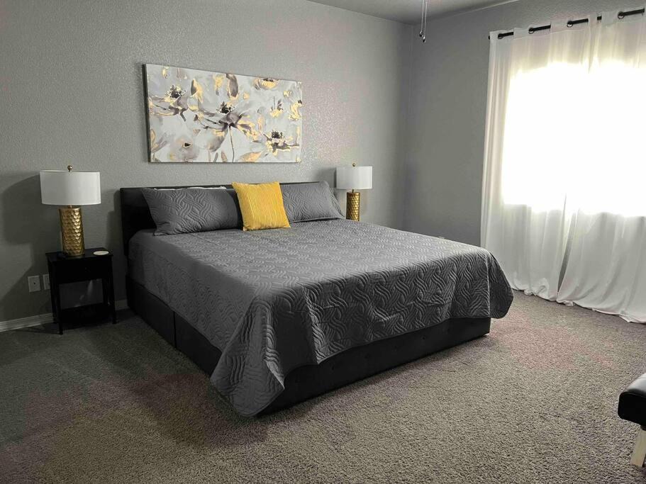 Photo of Bedroom in Lake Havasu City