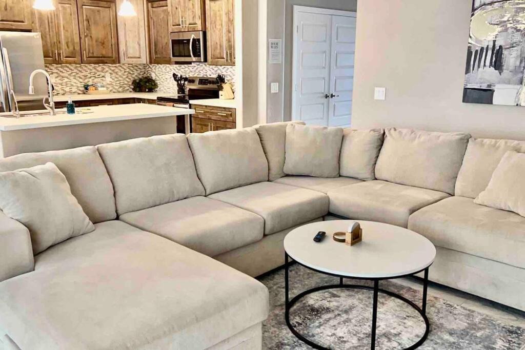Photo of Livingroom in Lake Havasu City