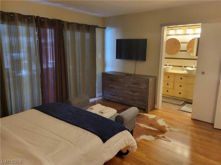 Photo of Bedroom in Paradise