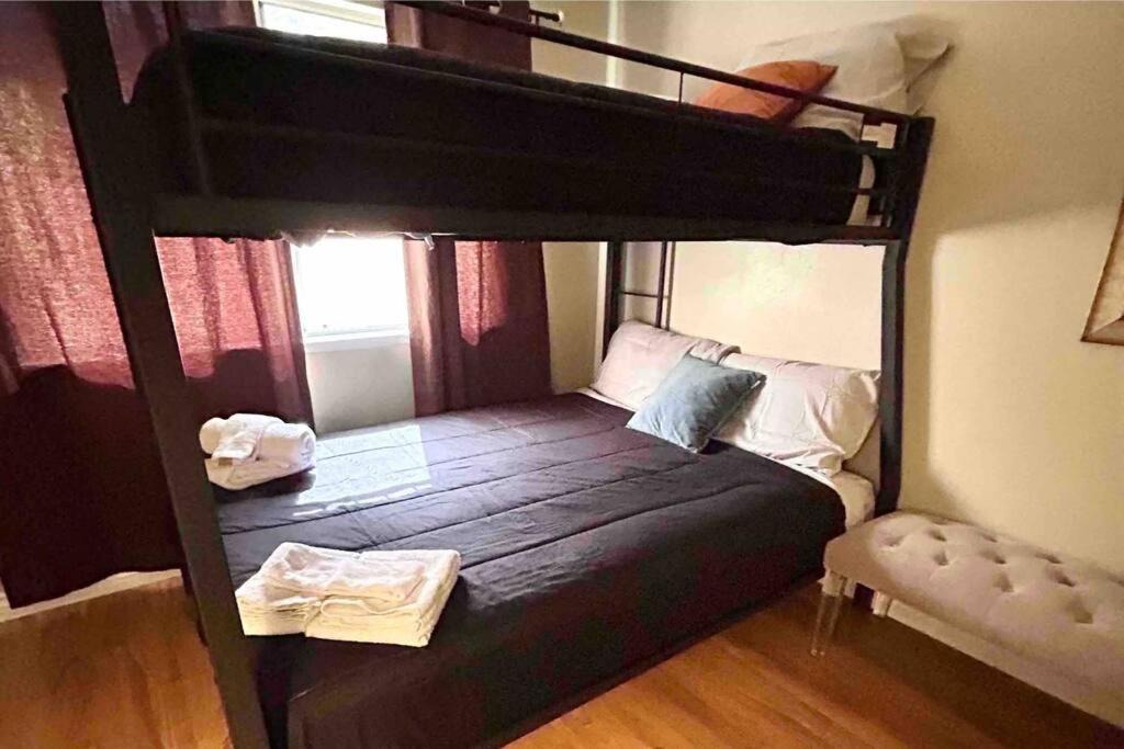 Photo of Bedroom in Paradise