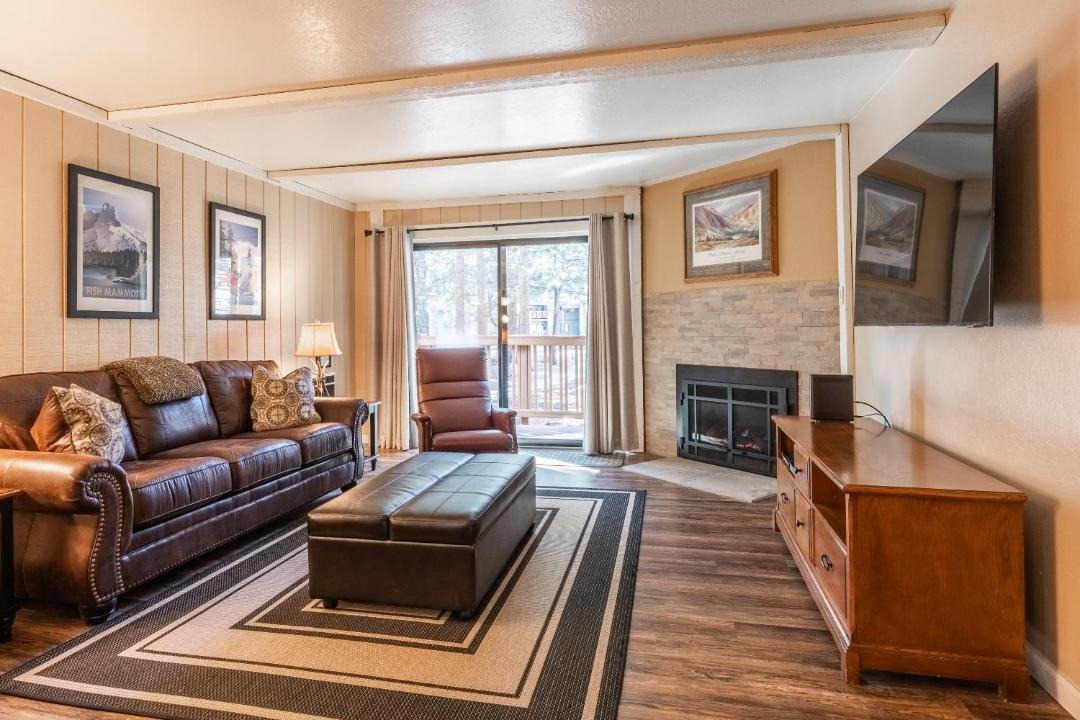 Photo of Livingroom in Mammoth Lakes