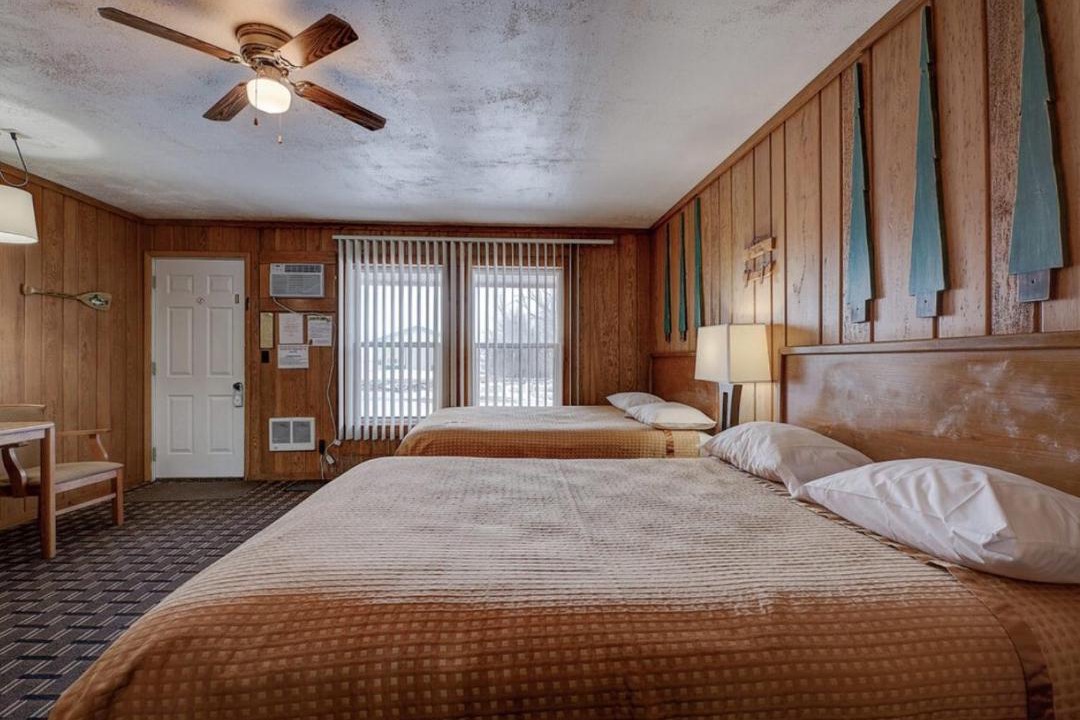 Photo of Bedroom in Spirit Lake