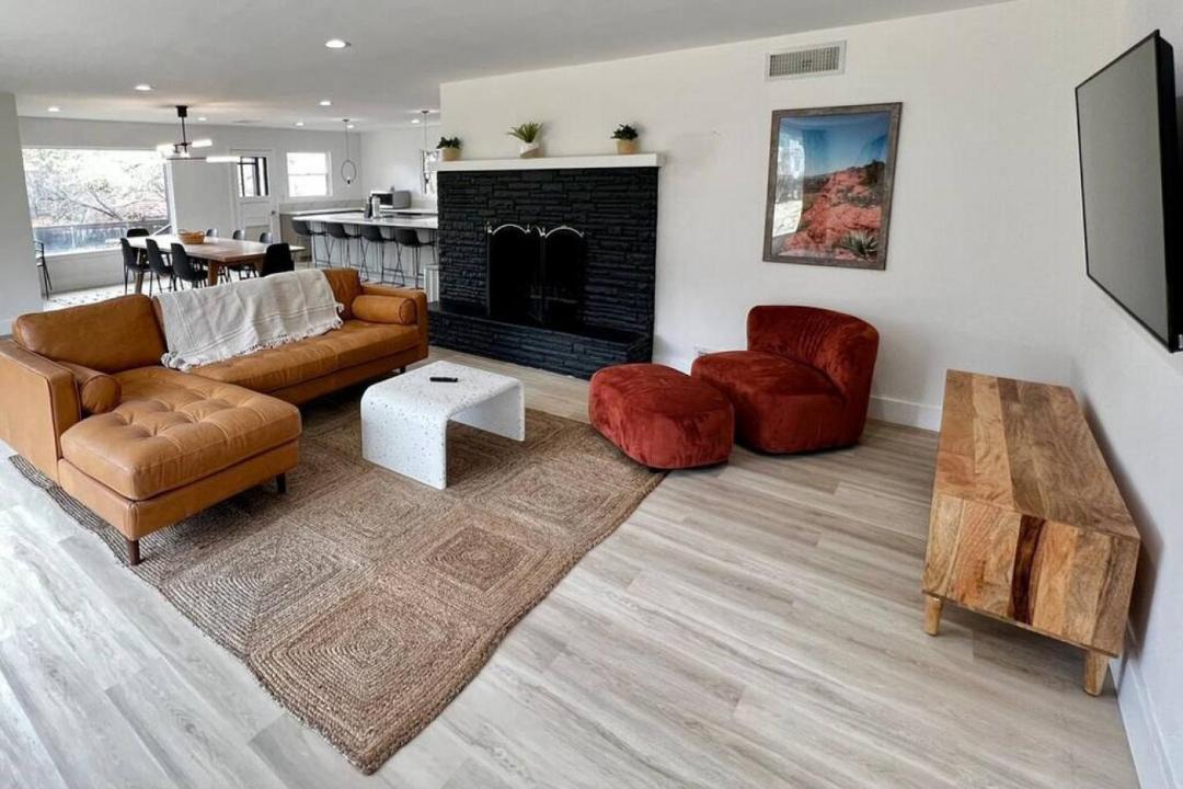 Photo of Livingroom in Uptown Sedona