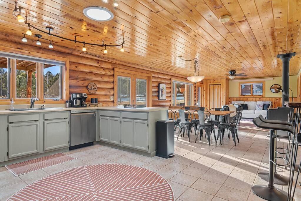 Photo of Kitchen in Custer