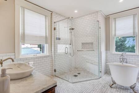 Photo of Bathroom in Old North End