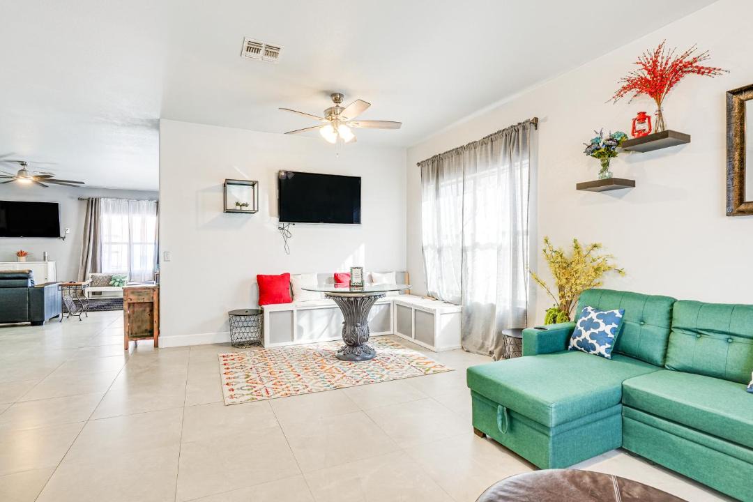 Photo of Livingroom in Alta Vista Estates