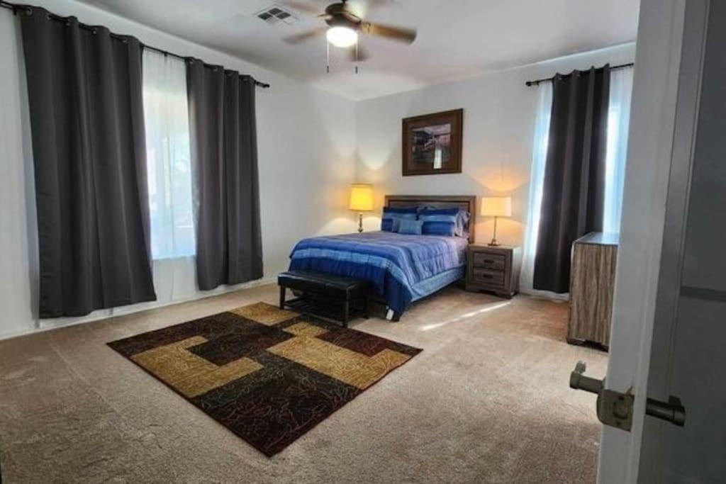 Photo of Bedroom in Palm Valley