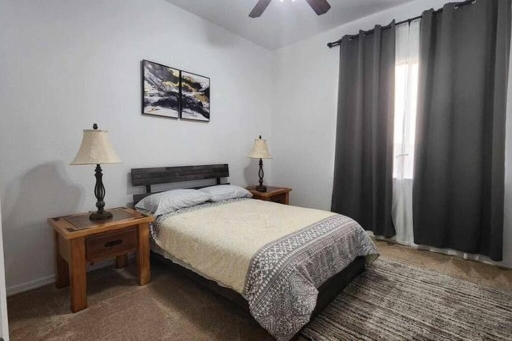 Photo of Bedroom in Palm Valley