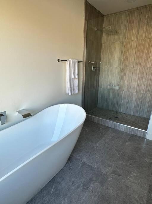 Photo of Bathroom in Sherwood Towne