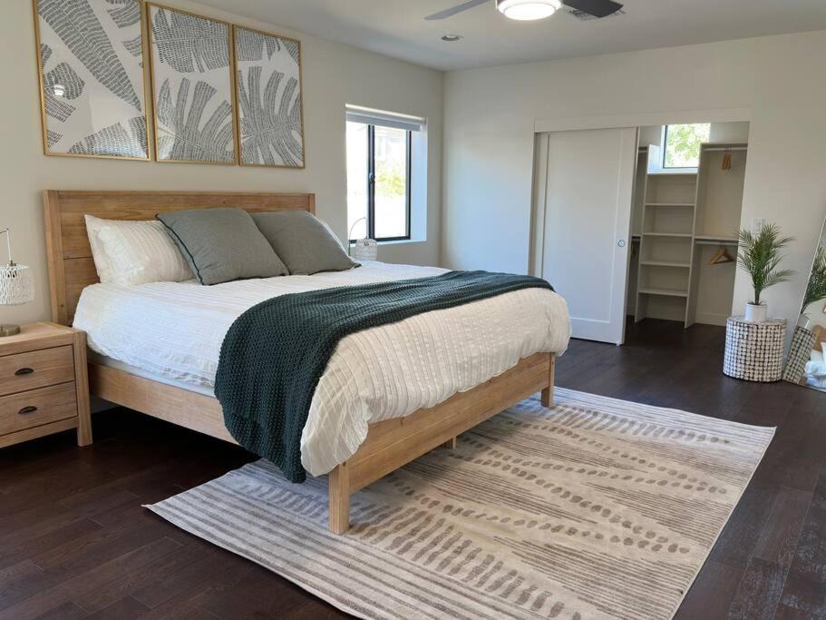Photo of Bedroom in Sherwood Towne