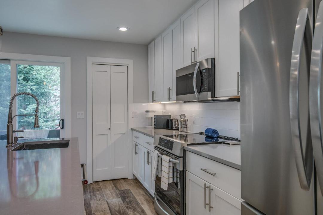 Photo of Kitchen in Dunkin Hill