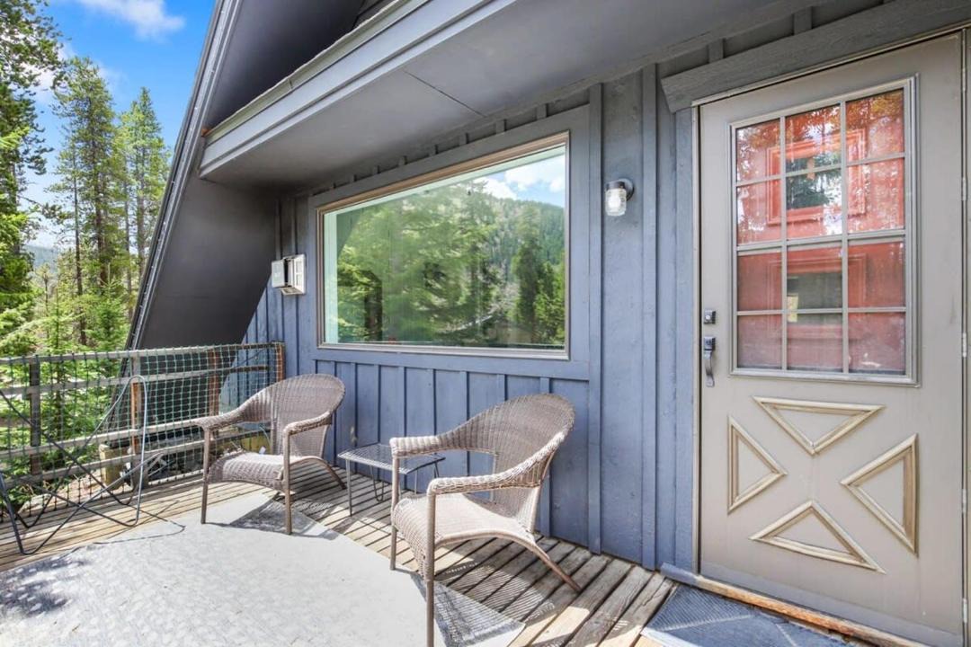 Photo of Patio Balcony in Blue River