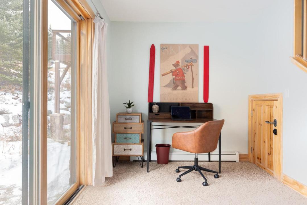 Photo of Livingroom in Blue River