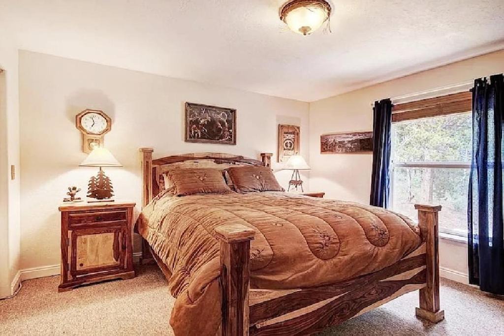 Photo of Bedroom in Valley of the Sun