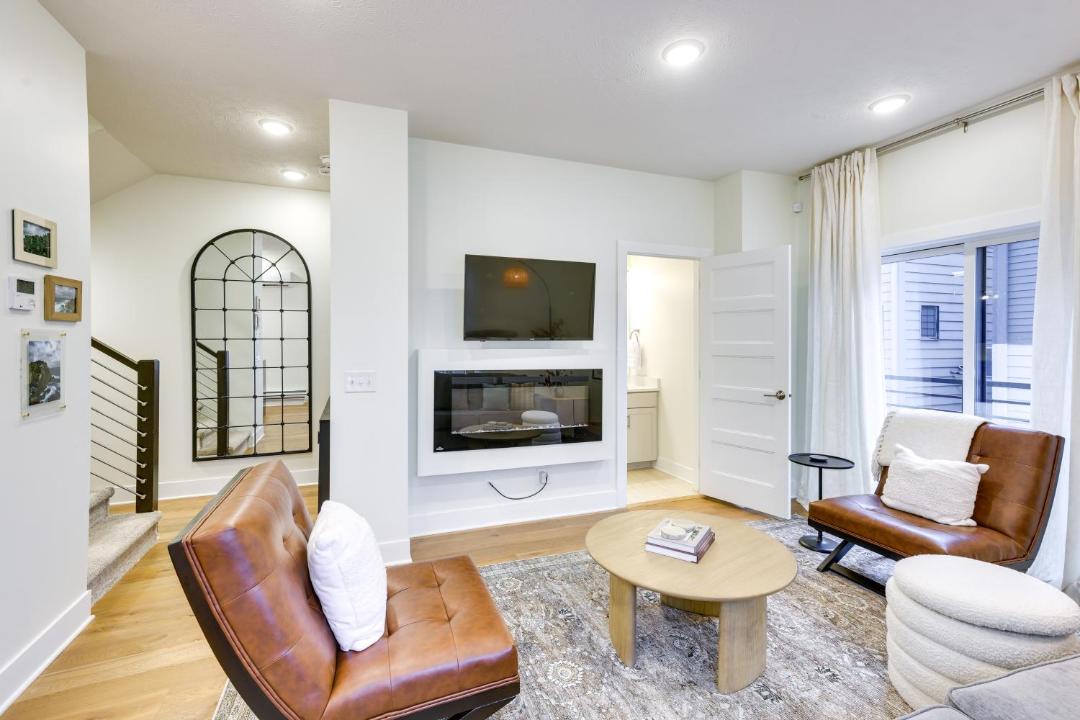 Photo of Livingroom in Downtown Omaha