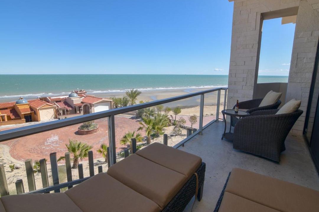 Photo of Patio Balcony in San Felipe