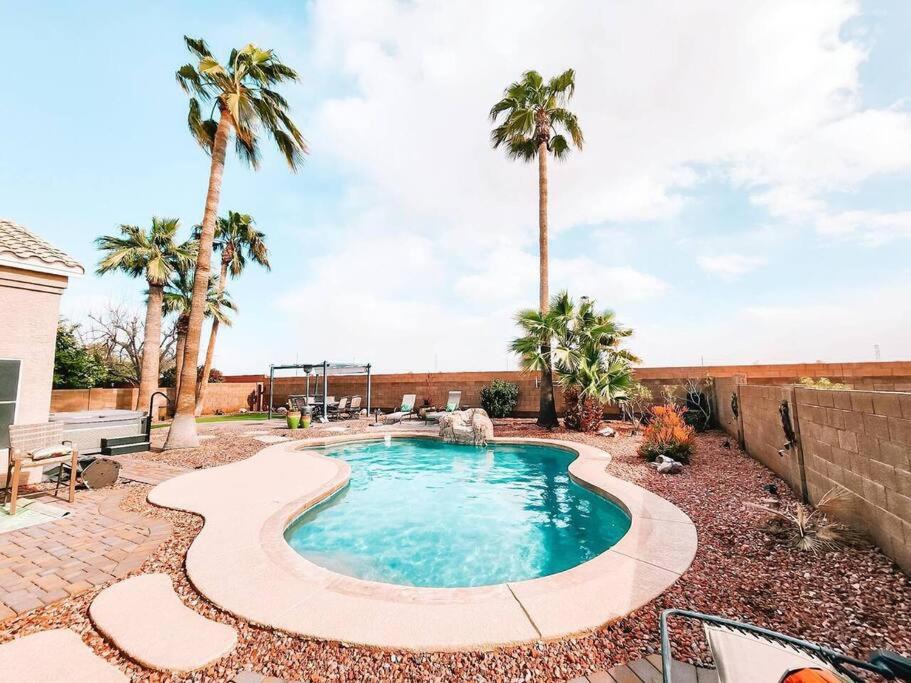 Photo of Outdoor in Avondale