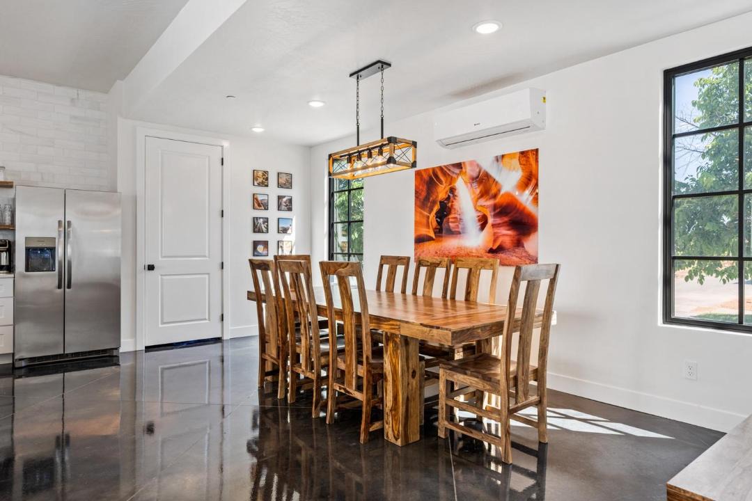 Photo of Kitchen in Hurricane