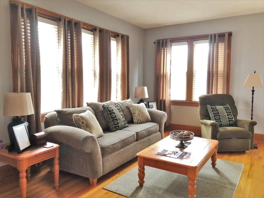 Photo of Livingroom in Omaha