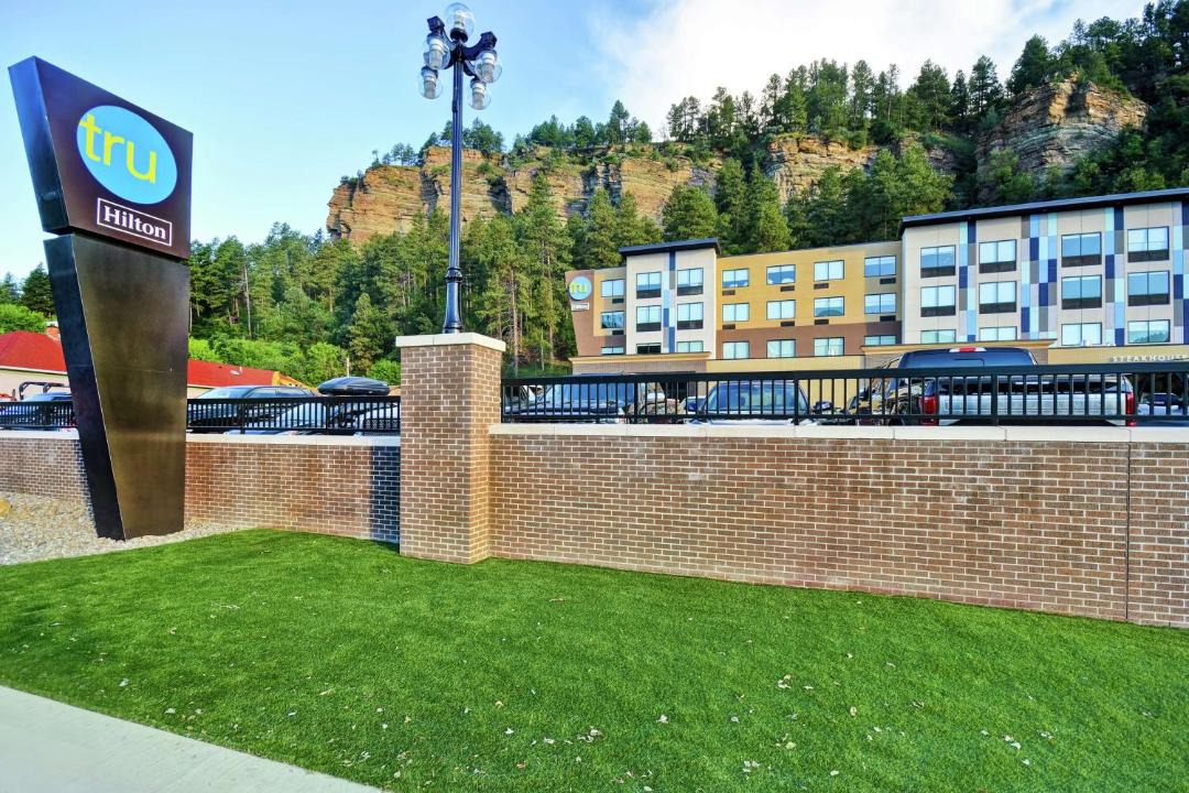 Photo of Others in Deadwood